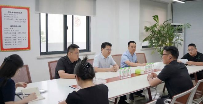 贺吉敏走访调研部分重点企业