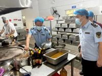 区市场监管局开展秋季开学校园食品安全知识培训及专项检查
