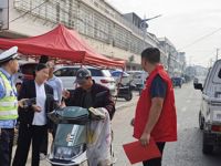 白鹤镇多措并举织密道路交通安全网